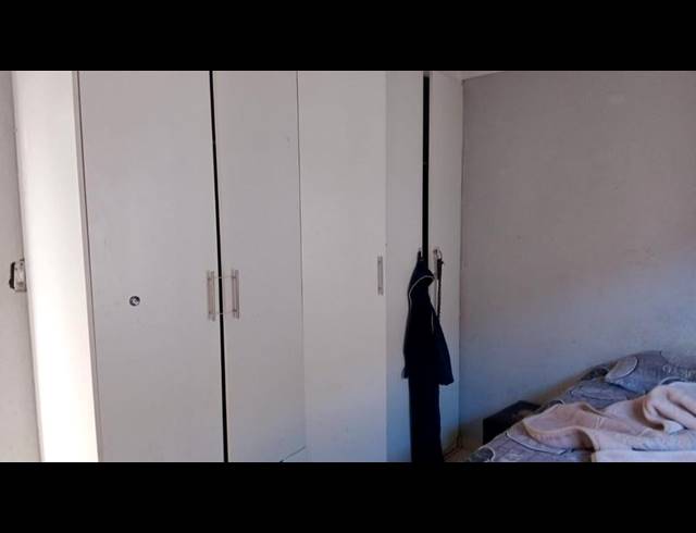 2 BEDROOM HOUSE FOR SALE IN JABULANI